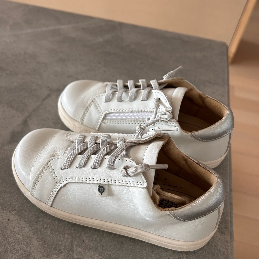 Kids Oldsoles shoes boy or girl never worn